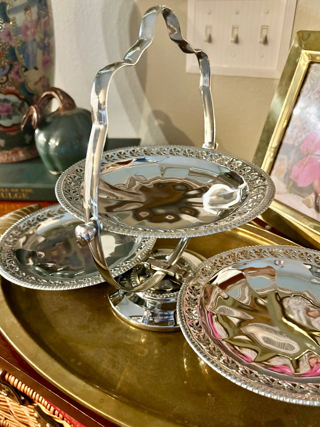 English Folding Appetizer/Dessert Server