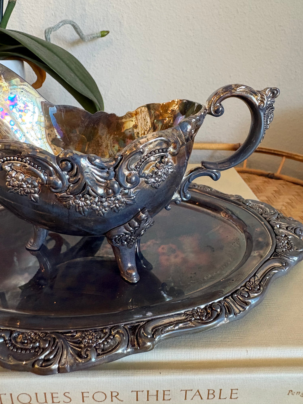 Vintage Wallace Silversmiths Grande Baroque Silver Plated Gravy Boat with Underplate